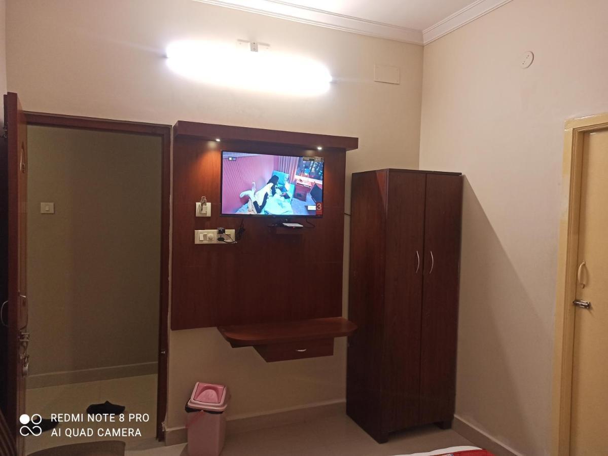 Hotel I-Way Residency Perungudi Chennai Exterior photo