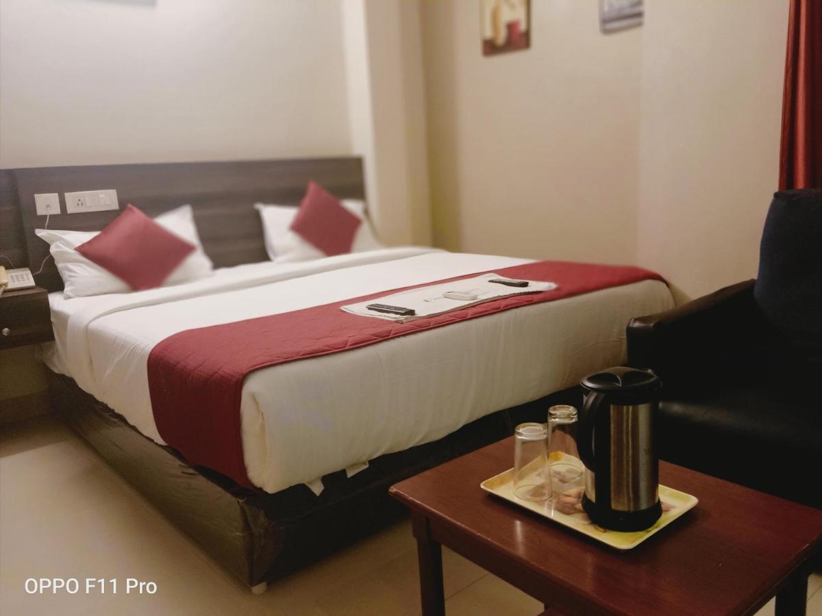 Hotel I-Way Residency Perungudi Chennai Exterior photo